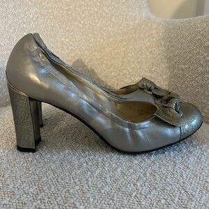 Stuart Weitzman shoe